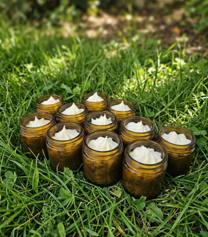 Crème pieds nourrissante & protectrice – Karité, Glycérine & Tea Tree